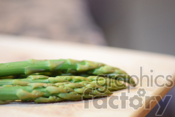 asparagus on cutting board clipart.